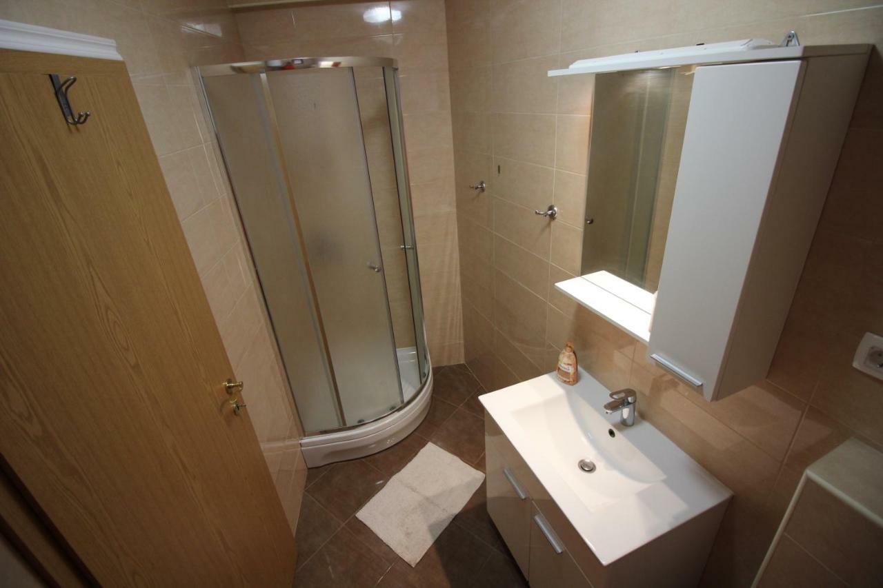 נובי ווינודולסקי Apartmani Irena מראה חיצוני תמונה