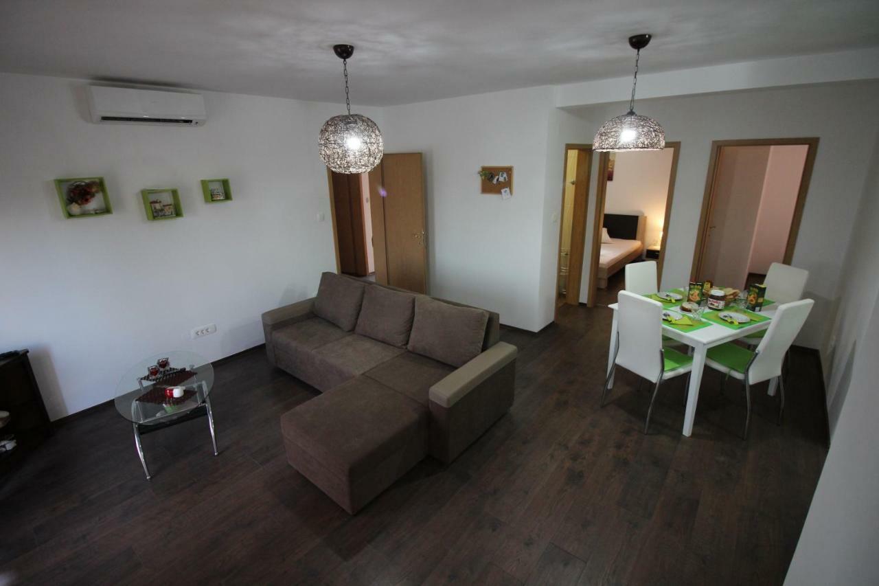 נובי ווינודולסקי Apartmani Irena מראה חיצוני תמונה