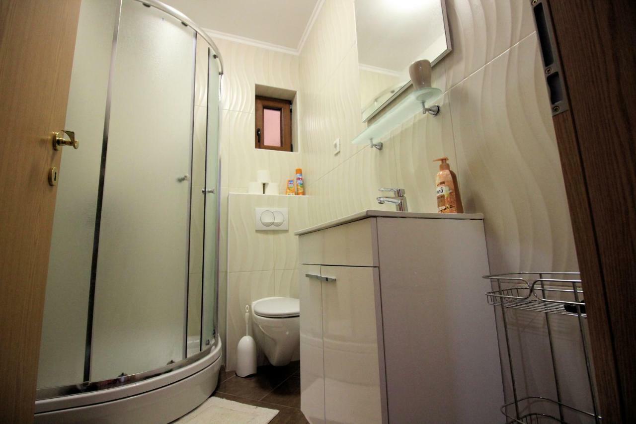 נובי ווינודולסקי Apartmani Irena מראה חיצוני תמונה